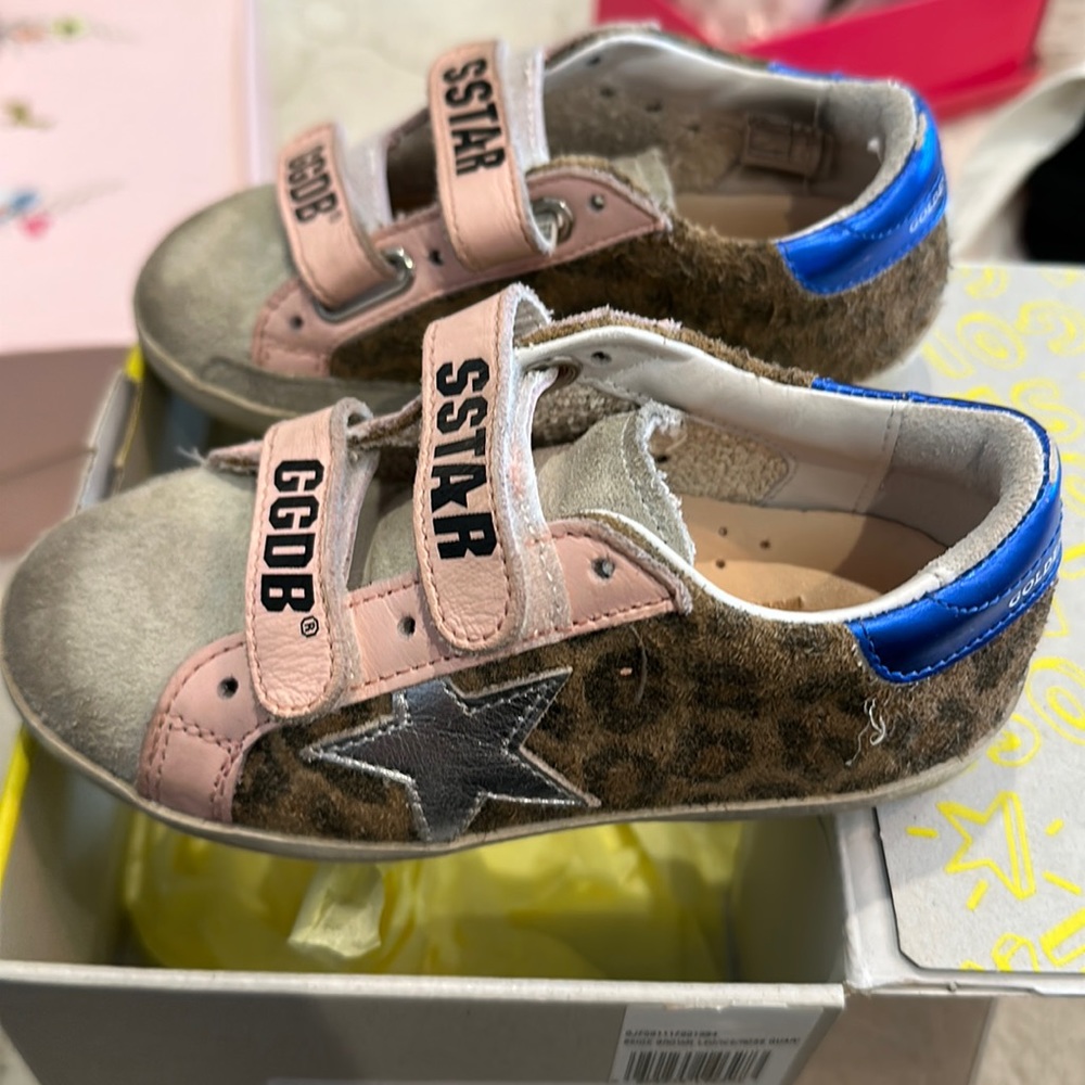 Golden goose original box size 25. Rose straps , leopard sides with silver star